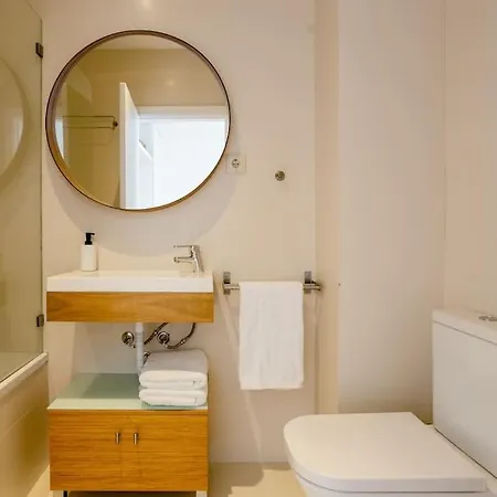 Sunny Priorado Vintage With Balcony