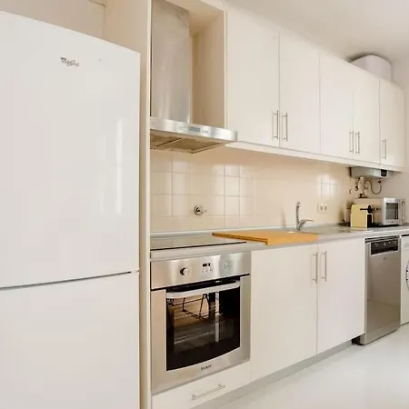 Sunny Priorado Vintage With Balcony * Oporto